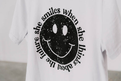 She Smiles Tee - Clothed in Love Boutique